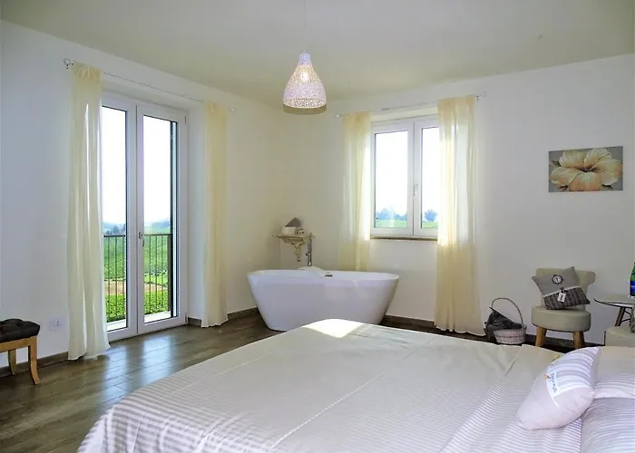 Penzion Al Tirabuson Nizza Monferrato